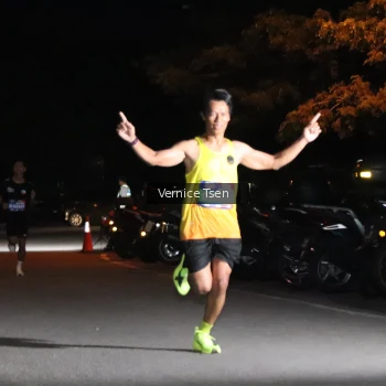 Runner Photo 3696017