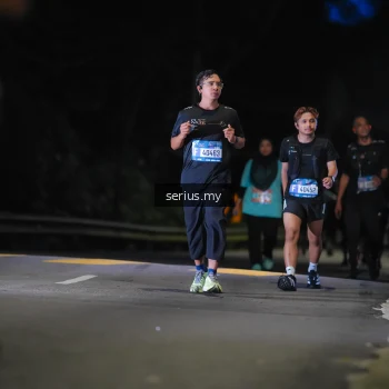 Runner Photo 3696019