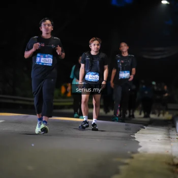 Runner Photo 3696043