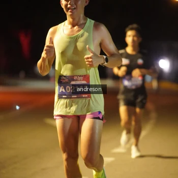 Runner Photo 3696044