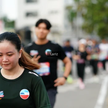 Runner Photo 3696045