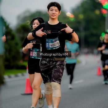 Runner Photo 3696067