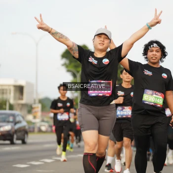 Runner Photo 3696087