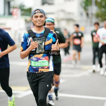 Runner Photo 3696088