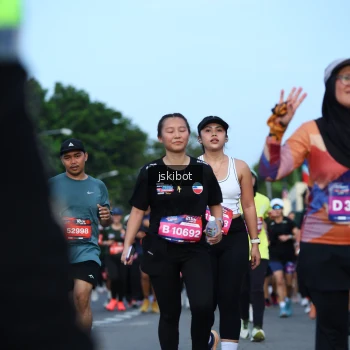 Runner Photo 3696116