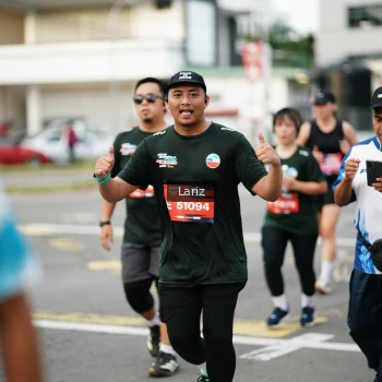 Runner Photo 3696129