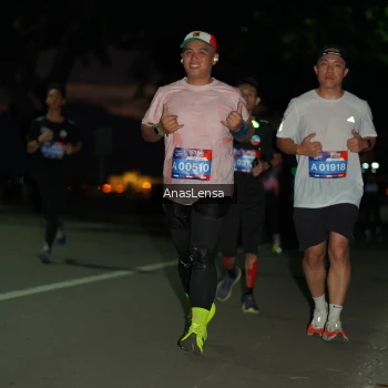 Runner Photo 3696131