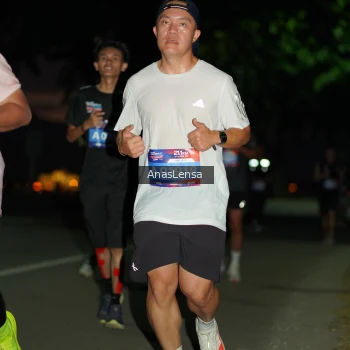 Runner Photo 3696136