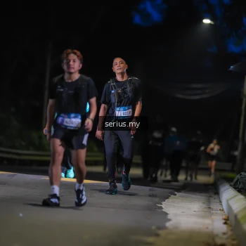 Runner Photo 3696142