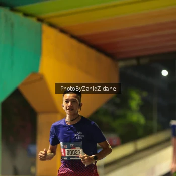Runner Photo 3696143