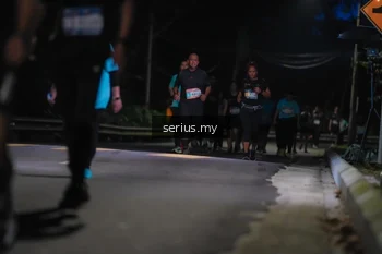 Runner Photo 3696162