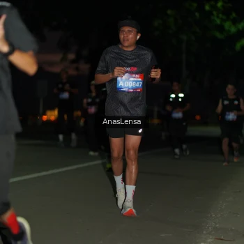 Runner Photo 3696171