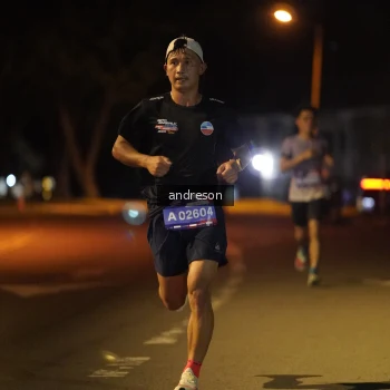 Runner Photo 3696176