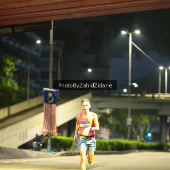 Runner Photo 3696177