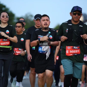 Runner Photo 3696180