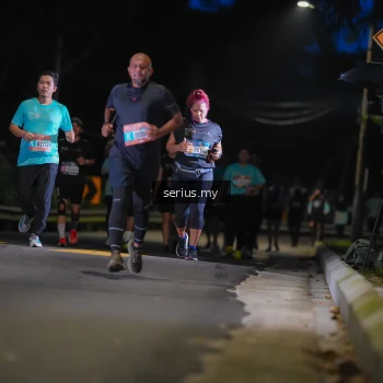 Runner Photo 3696200