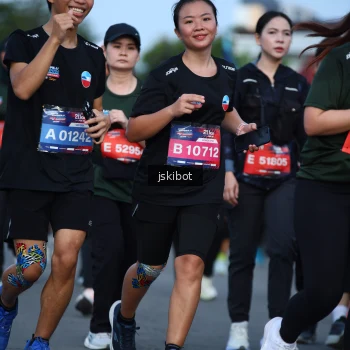 Runner Photo 3696211