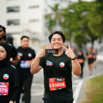 Runner Photo 3696213
