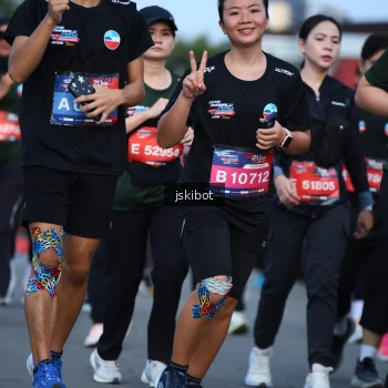 Runner Photo 3696214