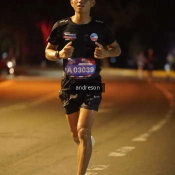 Runner Photo 3696222