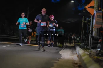 Runner Photo 3696224