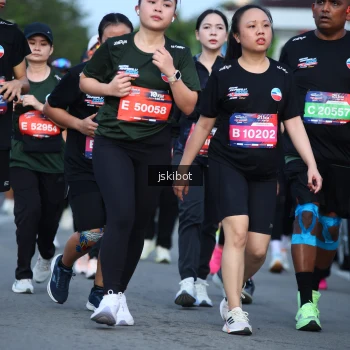 Runner Photo 3696232