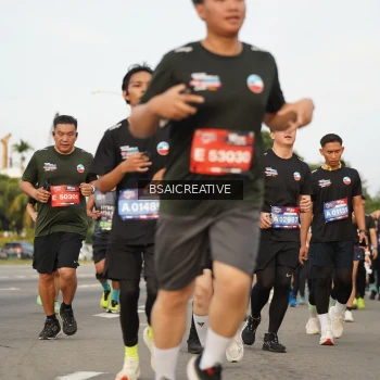 Runner Photo 3696255