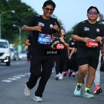 Runner Photo 3696260