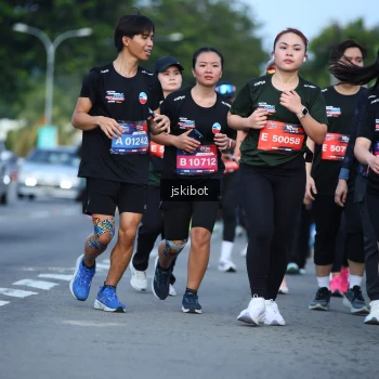 Runner Photo 3696261