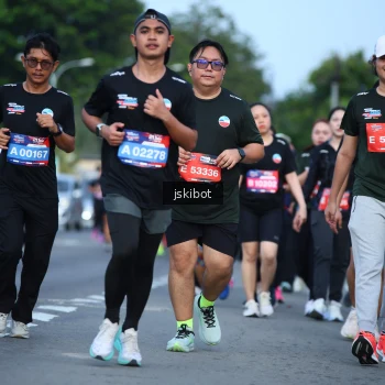 Runner Photo 3696293