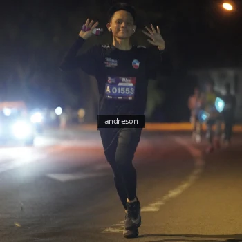 Runner Photo 3696298
