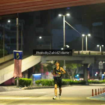 Runner Photo 3696299