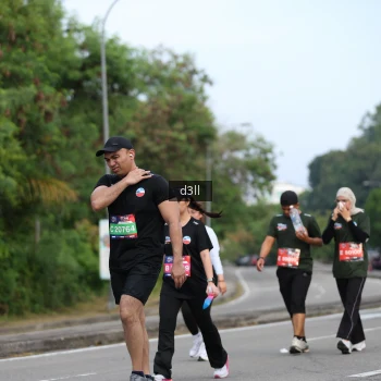 Runner Photo 3696301