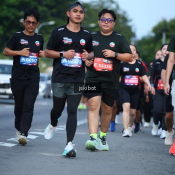 Runner Photo 3696303