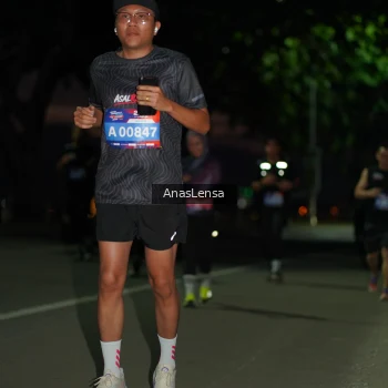 Runner Photo 3696312