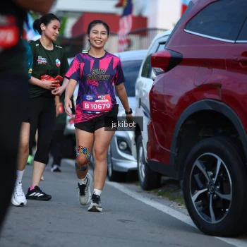 Runner Photo 3696314