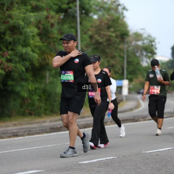 Runner Photo 3696315