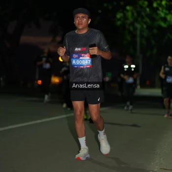 Runner Photo 3696334