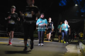 Runner Photo 3696344