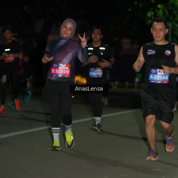 Runner Photo 3696359