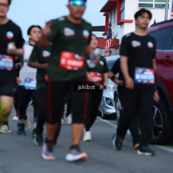 Runner Photo 3696382