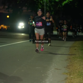 Runner Photo 3696385