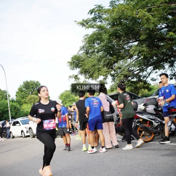 Runner Photo 3696395