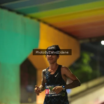 Runner Photo 3696396