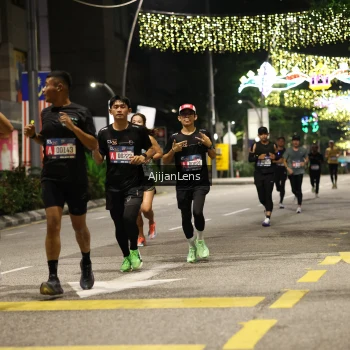 Runner Photo 3696414