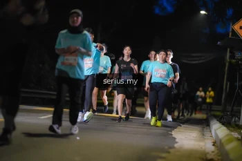 Runner Photo 3696420