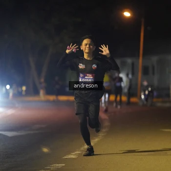 Runner Photo 3696429