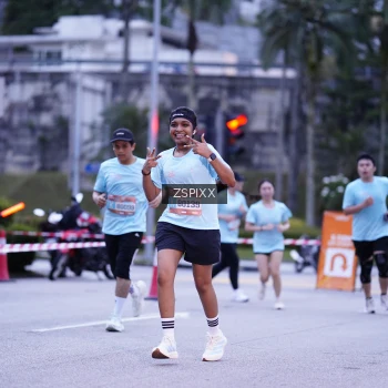 Runner Photo 3696444
