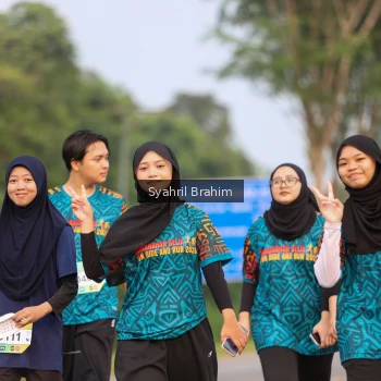 Runner Photo 3696453