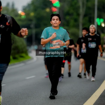 Runner Photo 3696487